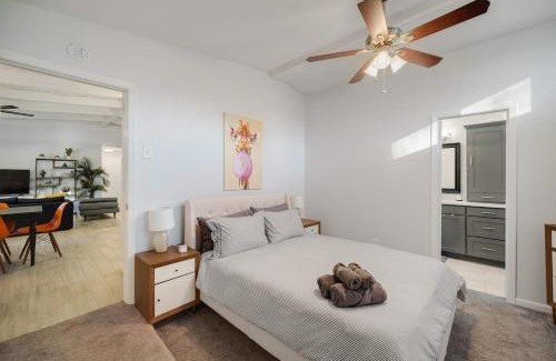 Irving House | Vibrant House w Great Backyard Pool and Jacuzzi