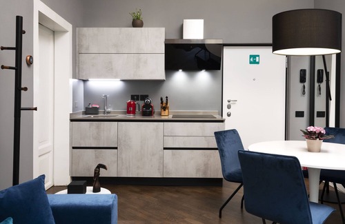 Centro Storico Nord Apartment | Vibrant Luxury Designer Apartment in Downtown