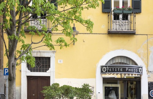 Centro Storico Nord Apartment | Vibrant Luxury Designer Apartment in Downtown