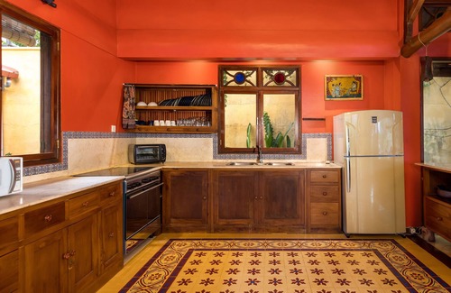 Denpasar Timur Villa | Vibrant Soulful Bali Home for Short Term Rent