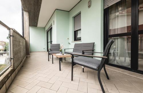 Valverde Apartment | Vicino al Mare - Comodo per 5 - WiFi e Parcheggio Privato
