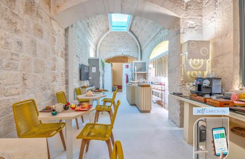 Ostuni Bed & Breakfast | Vico Bianco Raro Smart Rooms Collection