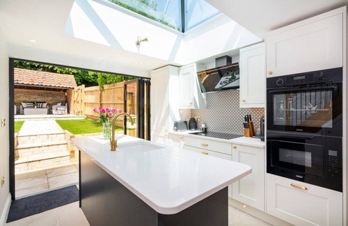 Monks Eleigh Apartment | Victoria Cottage, Monks Eleigh