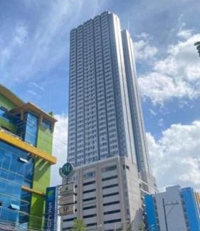 South Triangle Resort | Victoria De Morato