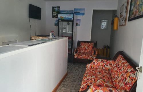 San Francisco House | Victoria's Gennie Bay Village Hostal