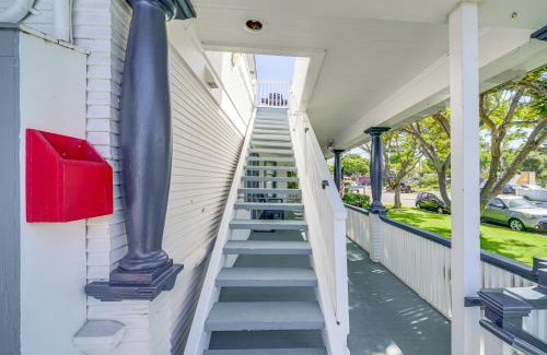 Carpinteria Apartment | Victorian Carpinteria Apartment Less Than 1 Mi to Beach!