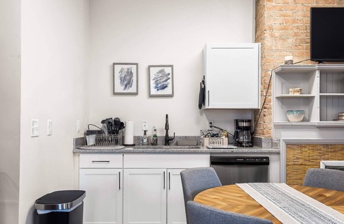 Hough Apartment | Victorian Estates | Sun Soaked 1BR | Close to CCF