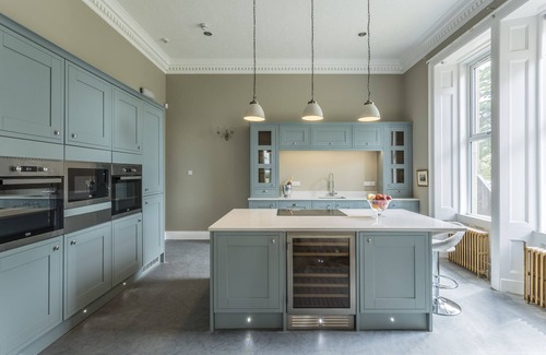 Carnoustie House | Victorian Mansion, fully refurbished, sleeps 24 guests in 12 ensuite bedrooms
