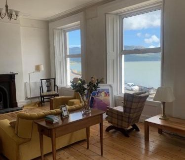 Newry House | Victorian Seafront House