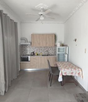 Scala Apartment | Victory's house, 3min walk to Skala's sandy beach