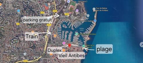 Antibes City Centre Apartment | Vieil Antibes Duplex lumineux vue imprenable - Climatisé