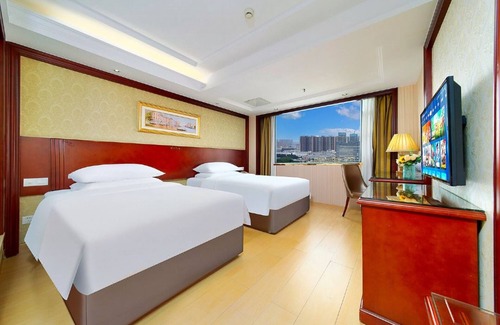 Shajing Hotel | Vienna Hotel Fukunaga Xintian Branch