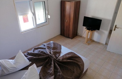 Bregvija House | Vienna Montenegro Lleshi