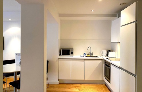 Sachsenhausen Apartment | Vienna Residence Frankfurt, Schweizer Platz #6077