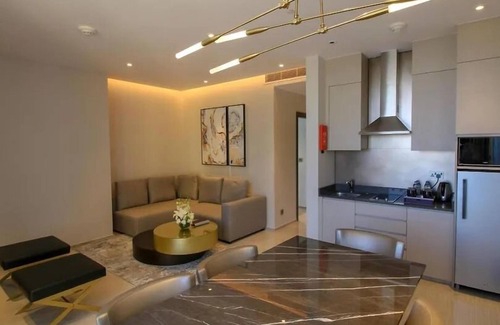 Bay La Sun Apartment | Views Hotel & Residences