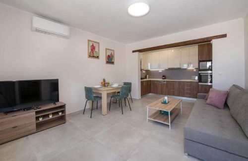 Amigdalokefali Apartment | Vigla Apartments No.3