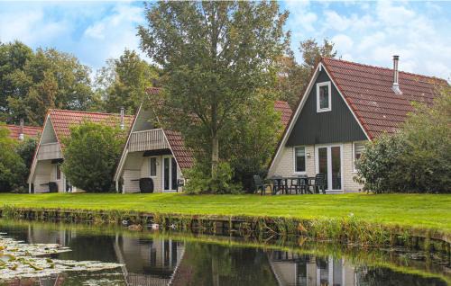 Gramsbergen House | Vijverzicht 218 met whirlpool