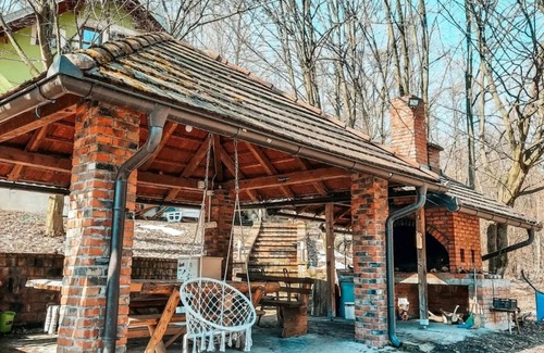 Milici House | Vikendica Šumski Mir - Holiday Home with Swimming Pool and Jacuzzi