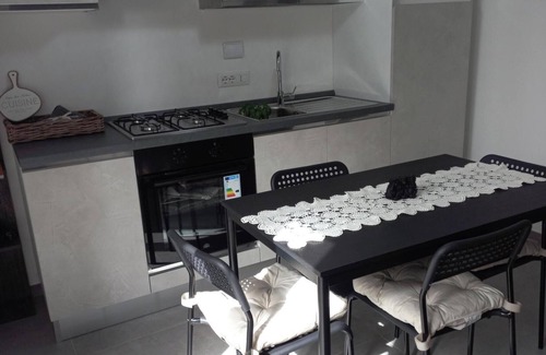 Pigneto Apartment | VIKTORIA'S SUITE Rome center an in the heart of Pigneto, San Giovanni, colosseum.