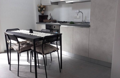 Pigneto Apartment | VIKTORIA'S SUITE Rome center an in the heart of Pigneto, San Giovanni, colosseum.