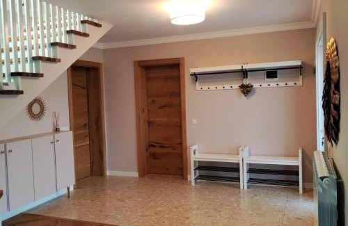 Ruscova Villa | Vila Aron