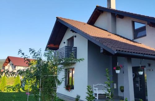 Ruscova Villa | Vila Aron