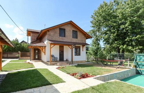 Petrovaradin Villa | Vila Banstolija