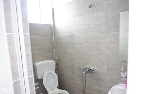 Tirana House | Vila Disha