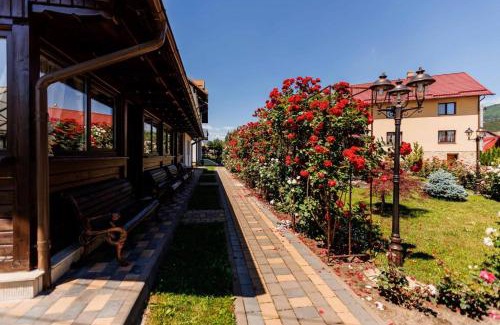 Campulung Moldovenesc House | Vila ESQ