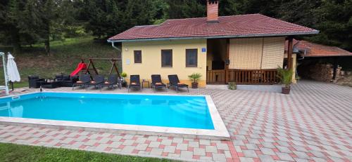 Tuhelj Villa | VILA LASOVIC + POOL + JACUZZI + SAUNA