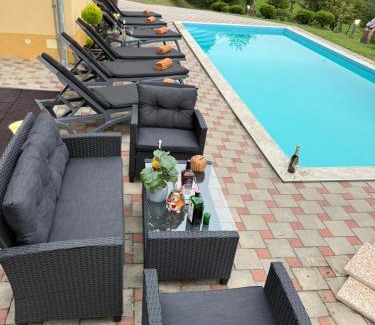 Tuhelj Villa | VILA LASOVIC + POOL + JACUZZI + SAUNA
