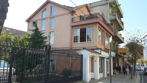 Pogradec House | Vila Topciu