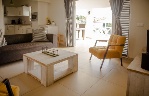 Fontein Boat Rental | Vila with private pool, sun terrace, protected park, luxurious furnishings