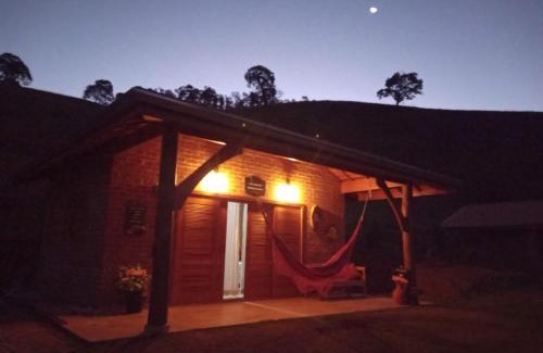 Sao Bento do Sapucai House | Vilarejo São Francisco - Chalé Serenidade