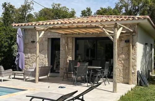 Sainte-Lucie-de-Porto-Vecchio Villa | Villa Ucellu sur 600 m2 avec accès mer privilégié et piscine privée chauffée