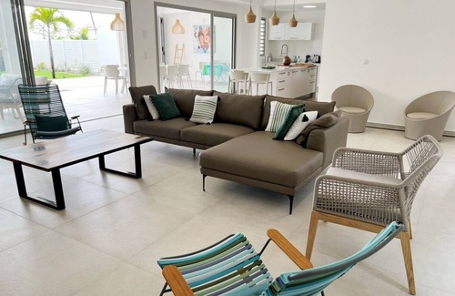 Saint-Francois Villa | Villa à St François G290 - 5 ch vue mer piscine