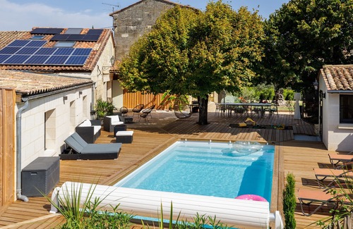Montagne Villa | Villa '10 Personnes' with Private Pool, Wi-Fi and Air Conditioning