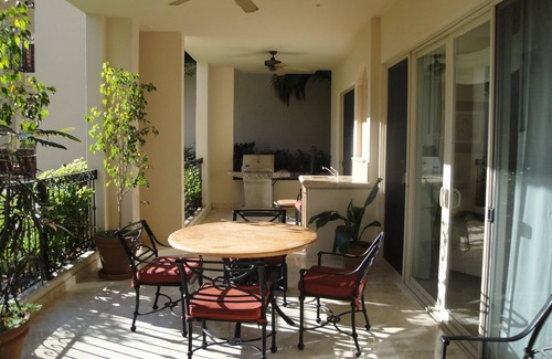 Los Cabos Condo | Villa 2206 2BR/3BA Ground Level Condo at Villa La Estancia on Medano Beach