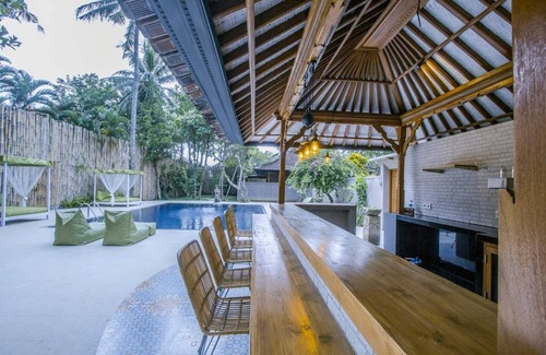 Sambahan Villa | Villa 3# 1 BR Balinese Villa with public pool