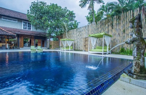 Sambahan Villa | Villa 3# 1 BR Balinese Villa with public pool