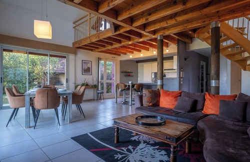 Martel Villa | Villa 4* - 3 bedrooms - 6 pers. - Nature, comfort, garden, exceptional view at Martel