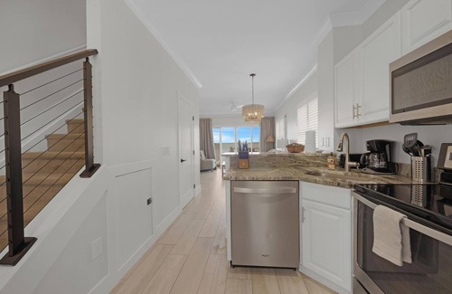 Marathon Villa | Villa 5008 on Duck Key Boat Slip Available - 2BD 1.5BA