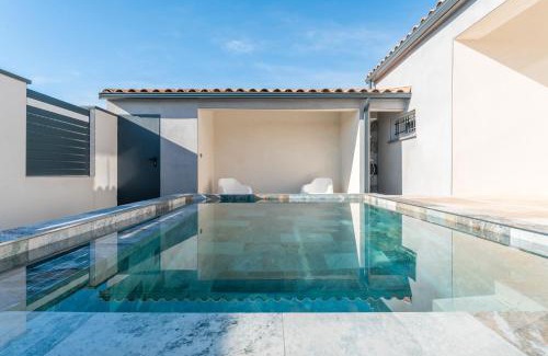 Saint-Genies-de-Malgoires House | Villa avec piscine extérieur