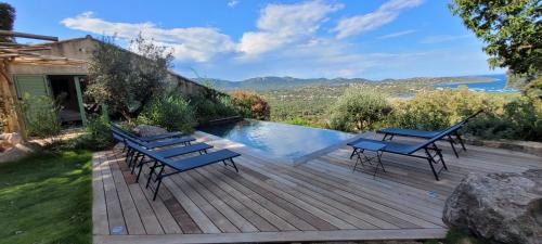Sainte-Lucie-de-Porto-Vecchio House | Villa Acciagina 10 pers PISCINE VUE MER PINARELLO Climatisée