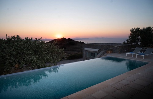 Ioulida Villa | Villa Acorn
