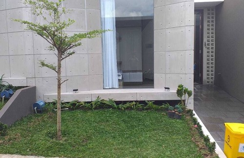 Beji Villa | Villa Adiel 1 in the Batu City