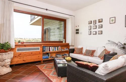 Modica Villa | Villa al Castello by Interhome