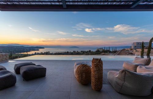 Kilada Villa | Villa Alchaca - New Magnificent Villa with Infinity Pool & Tennis