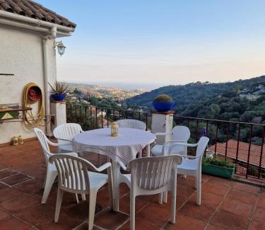 El Mas Coll Villa | Villa Alella, 5 bedrooms & pool