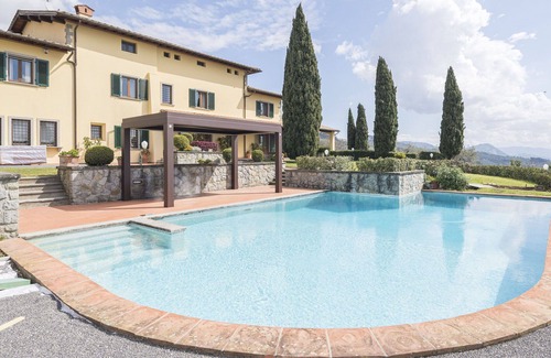 Massa e Cozzile Villa | Villa Alessia, Pool Wellness And Nature Massa e Cozzile